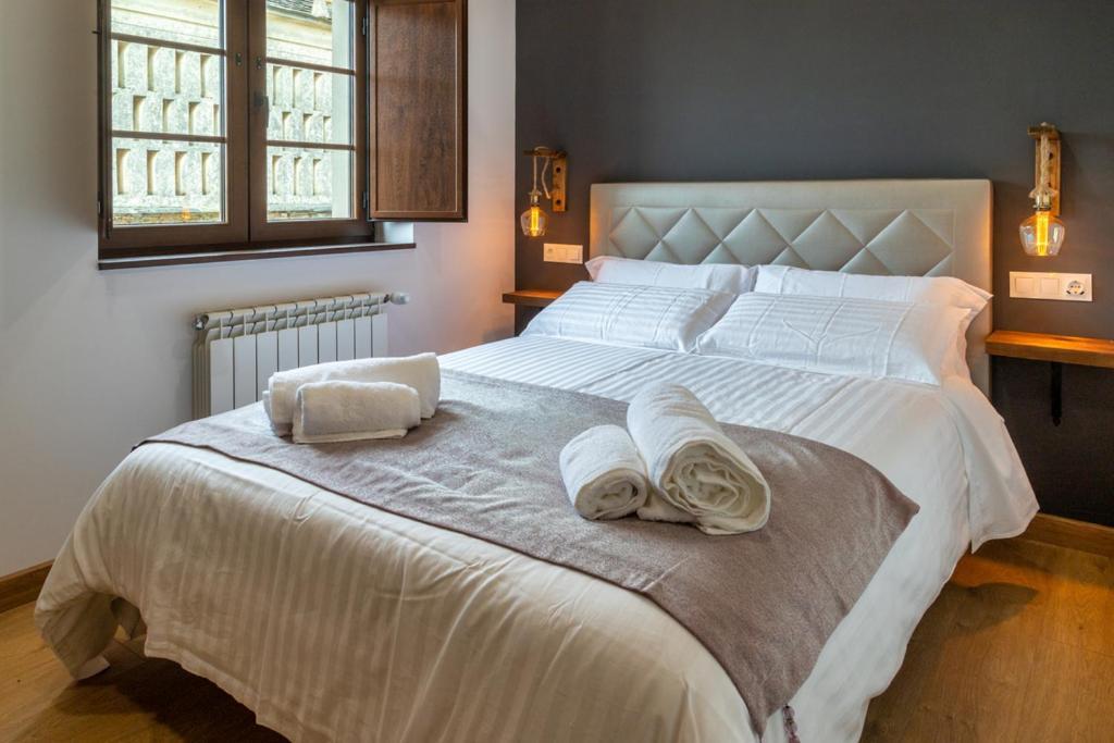 Apartamentos Rurales Lola Penarronda Кастрополь Екстер'єр фото