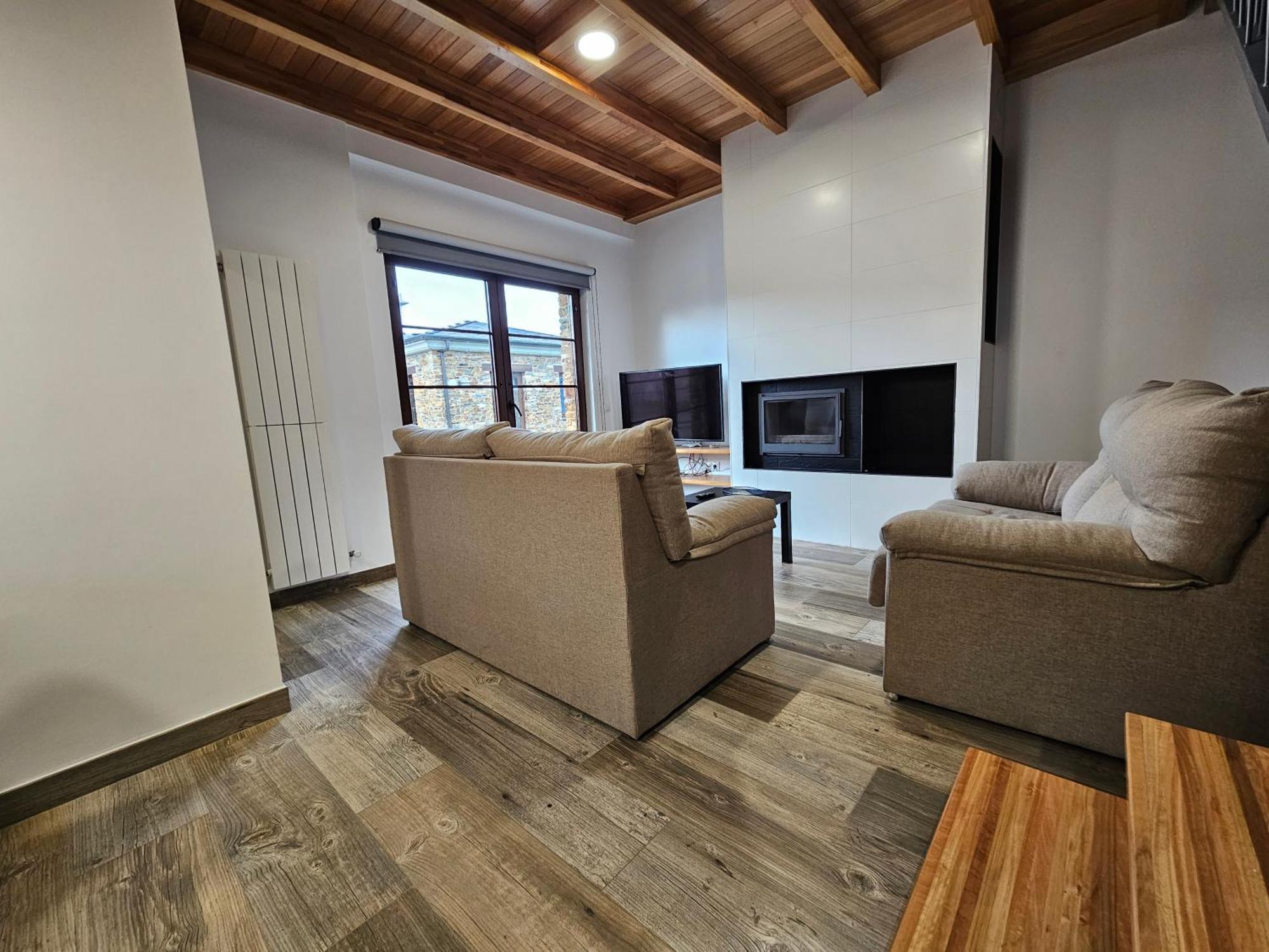 Apartamentos Rurales Lola Penarronda Кастрополь Екстер'єр фото