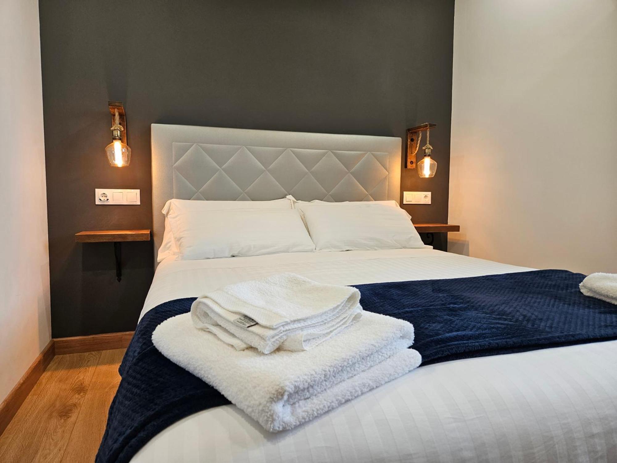 Apartamentos Rurales Lola Penarronda Кастрополь Екстер'єр фото