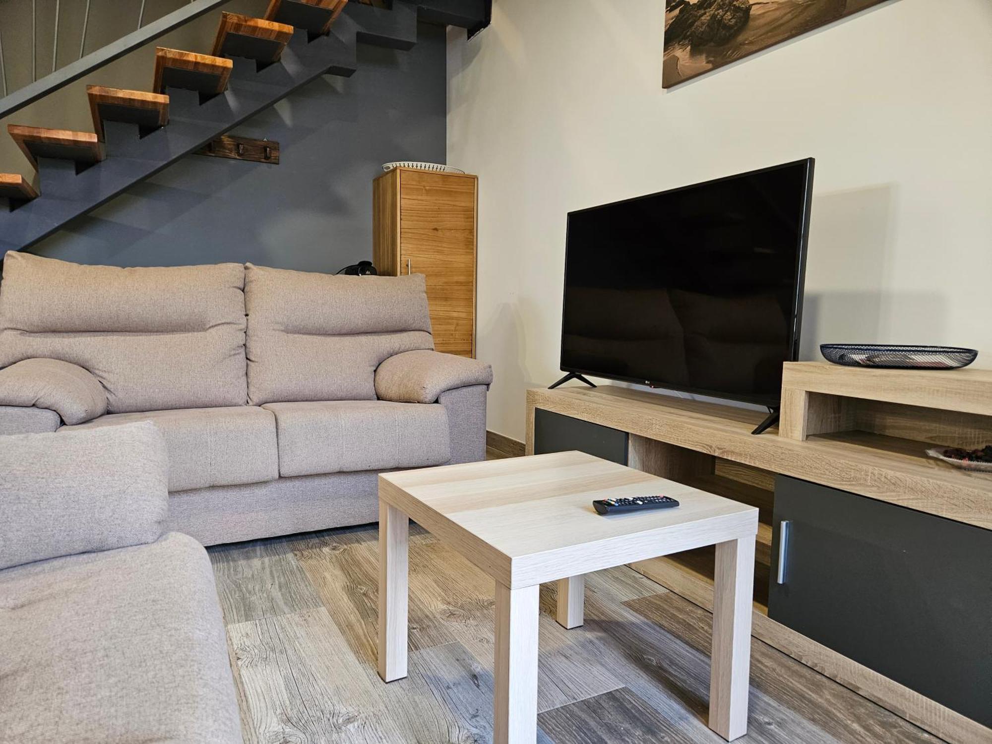 Apartamentos Rurales Lola Penarronda Кастрополь Екстер'єр фото